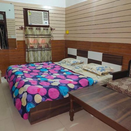Arjun Guest House Патханкот Екстер'єр фото