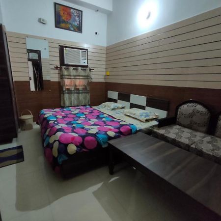 Arjun Guest House Патханкот Екстер'єр фото