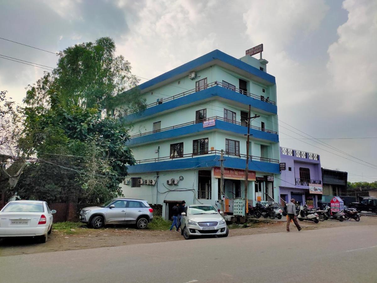 Arjun Guest House Патханкот Екстер'єр фото