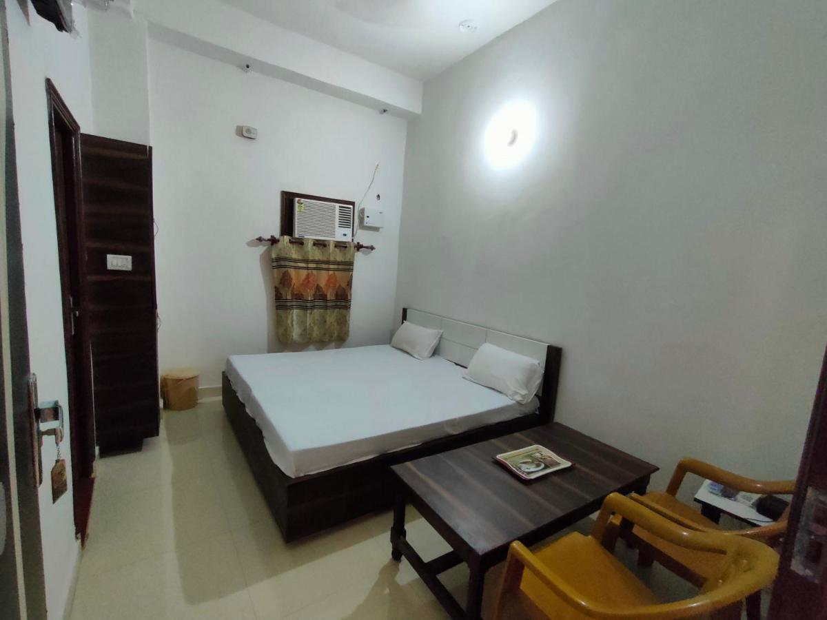 Arjun Guest House Патханкот Екстер'єр фото